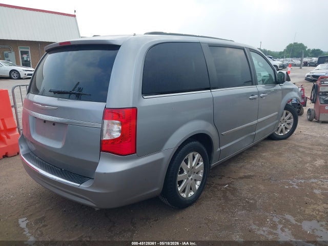 45128361 :رقم المزاد ، 2C4RC1BG9FR534496 vin ، 2015 Chrysler Town & Country Touring مزاد بيع