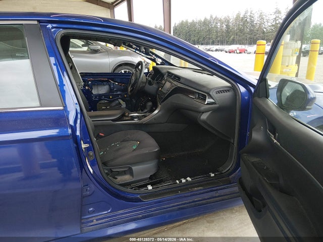 4T1B31HK9JU506167 Toyota Camry Hybrid Le