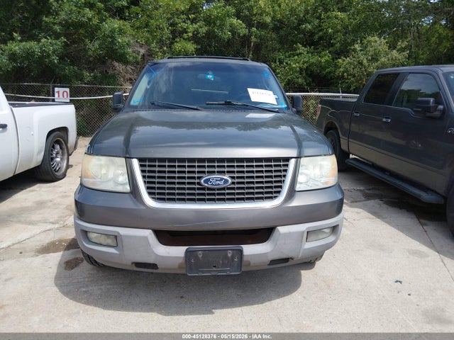 2003 Ford Expedition Xlt მანქანა იყიდება აუქციონზე, vin: 1FMPU15L93LB45418, აუქციონის ნომერი: 45128376