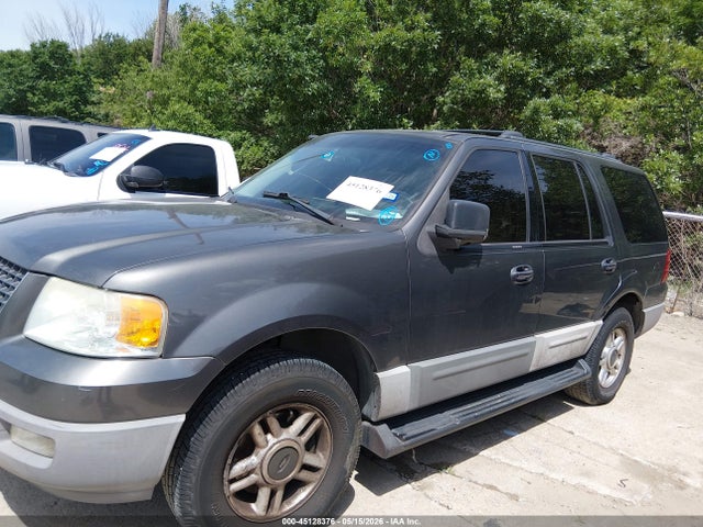 2003 Ford Expedition Xlt მანქანა იყიდება აუქციონზე, vin: 1FMPU15L93LB45418, აუქციონის ნომერი: 45128376
