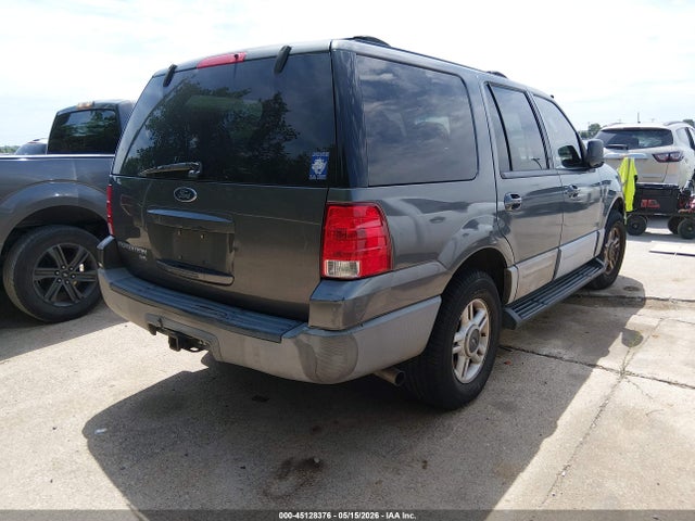2003 Ford Expedition Xlt მანქანა იყიდება აუქციონზე, vin: 1FMPU15L93LB45418, აუქციონის ნომერი: 45128376