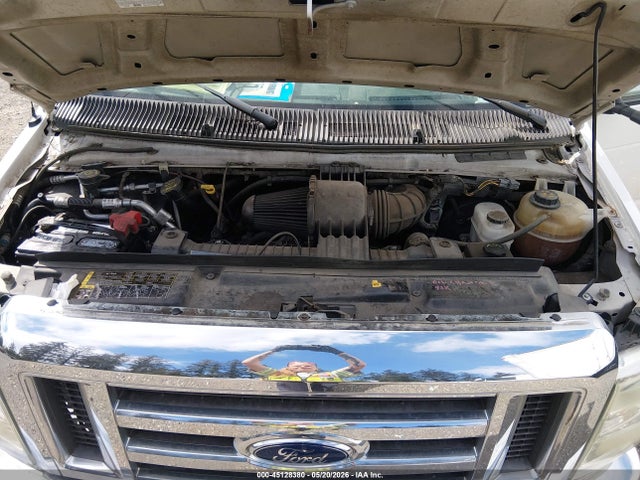 45128380 :رقم المزاد ، 1FDSE3FL6ADA82951 vin ، 2010 Ford E-350 Cutaway مزاد بيع