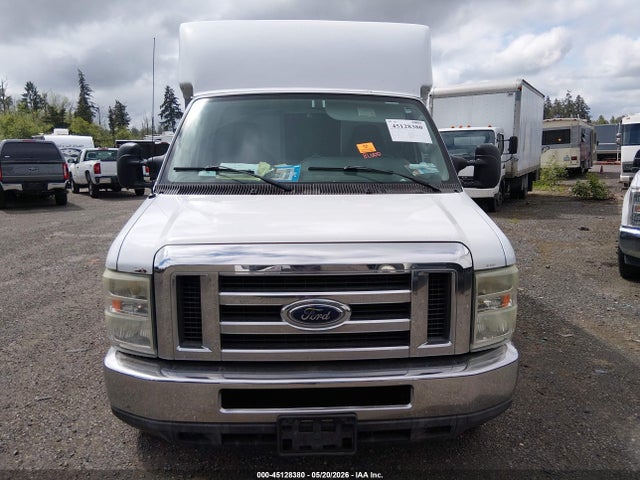 45128380 :رقم المزاد ، 1FDSE3FL6ADA82951 vin ، 2010 Ford E-350 Cutaway مزاد بيع