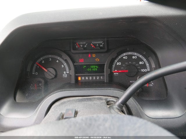 45128380 :رقم المزاد ، 1FDSE3FL6ADA82951 vin ، 2010 Ford E-350 Cutaway مزاد بيع