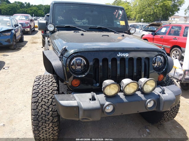 45128398 :رقم المزاد ، 1C4BJWEG3CL253251 vin ، 2012 Jeep Wrangler Unlimited Sahara مزاد بيع