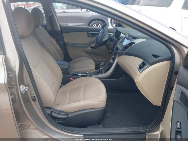 2016 Hyundai Elantra Se მანქანა იყიდება აუქციონზე, vin: 5NPDH4AE8GH736127, აუქციონის ნომერი: 45128469