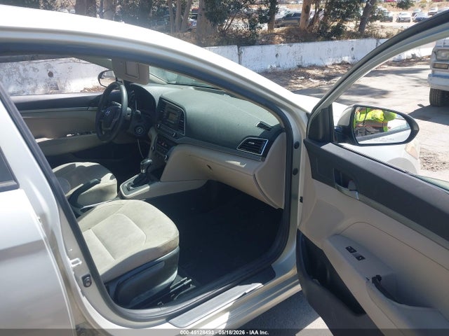 45128493 :رقم المزاد ، KMHD74LF5HU372597 vin ، 2017 Hyundai Elantra Se مزاد بيع