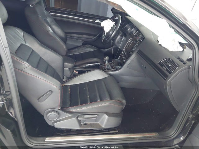 Продажа на аукционе авто 2015 Volkswagen Golf Gti 2.0t Se 2-door, vin: 3VWYT7AU5FM056698, номер лота: 45128496