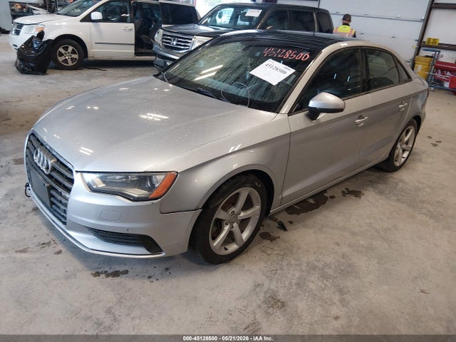 Продаж на аукціоні авто 2016 Audi A3 2.0t Premium, vin: WAUB8GFF5G1083755, номер лоту: 45128500