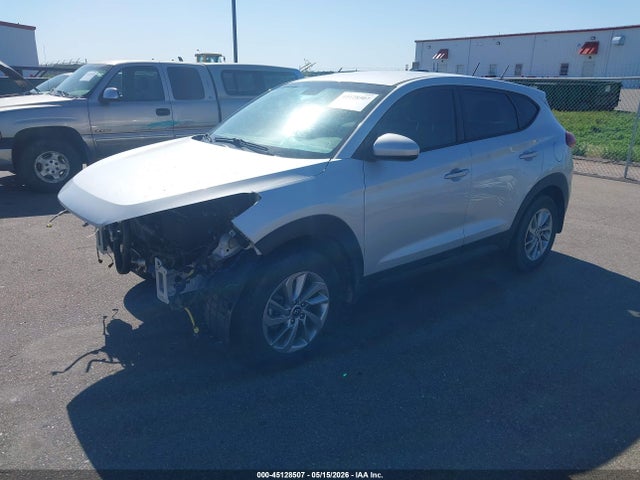 KM8J23A47JU773555 Hyundai TUCSON SE