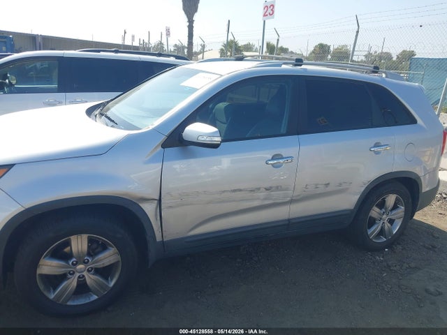45128558 :رقم المزاد ، 5XYKU3A6XCG293017 vin ، 2012 Kia Sorento Ex مزاد بيع