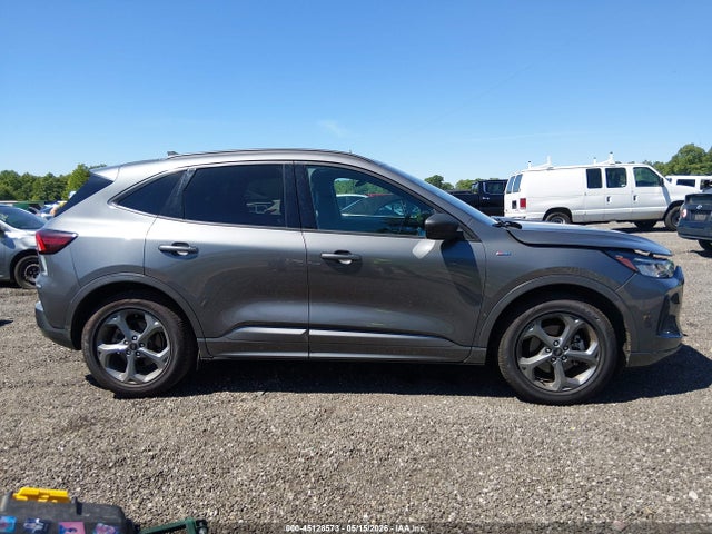 45128573 :رقم المزاد ، 1FMCU0MNXPUA05955 vin ، 2023 Ford Escape St-line مزاد بيع