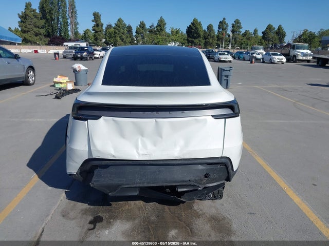 Tesla Model Y 2026 7SAYGDEDXTF425171 Image 15