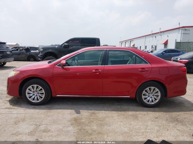 4T1BF1FK9EU827464 Toyota CAMRY LE