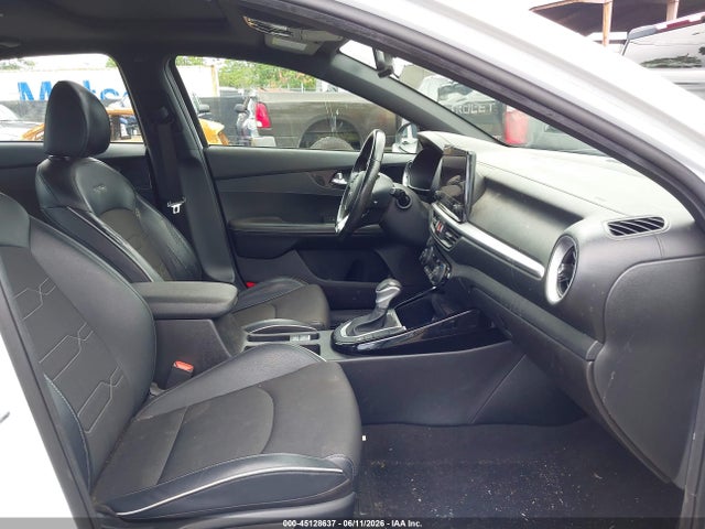 45128637 :رقم المزاد ، 3KPF54AD6PE605744 vin ، 2023 Kia Forte Gt-line مزاد بيع