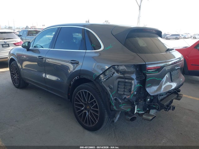 45128683 :رقم المزاد ، WP1AB2AY9KDA64823 vin ، 2019 Porsche Cayenne S مزاد بيع