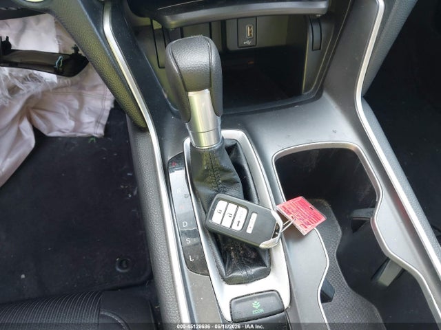 1HGCV1F16KA134806 Honda ACCORD LX