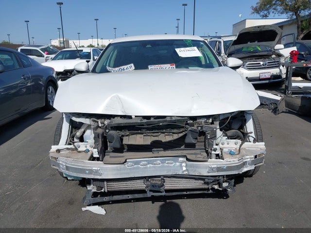 1HGCV1F16KA134806 Honda ACCORD LX