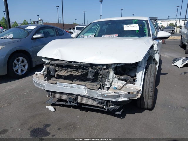 1HGCV1F16KA134806 Honda ACCORD LX