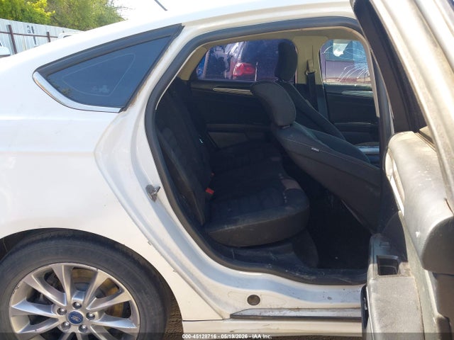 3FA6P0LU5HR386260 Ford Fusion Hybrid Se