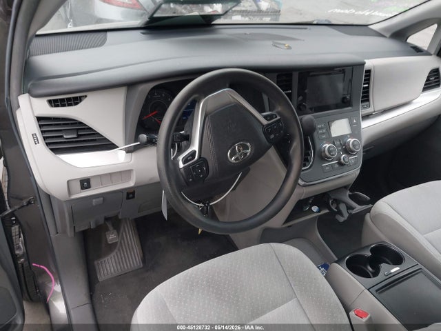 Toyota Sienna Le 8 Passenger 2017 5TDKZ3DC7HS819701 Image 20
