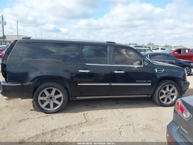 Продаж на аукціоні авто 2011 Cadillac Escalade Esv Premium, vin: 1GYS4JEF1BR291147, номер лоту: 45128742