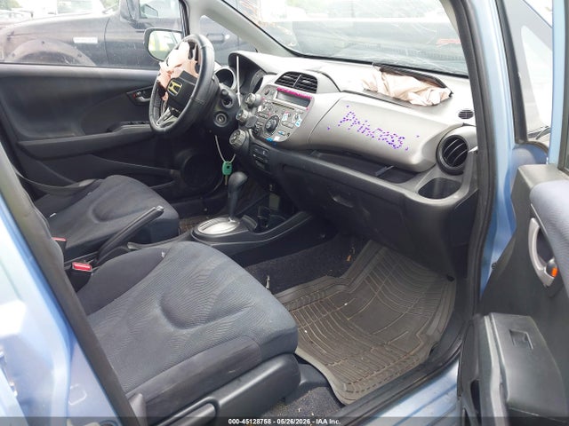 45128758 :رقم المزاد ، JHMGE8H40AC031382 vin ، 2010 Honda Fit Sport مزاد بيع