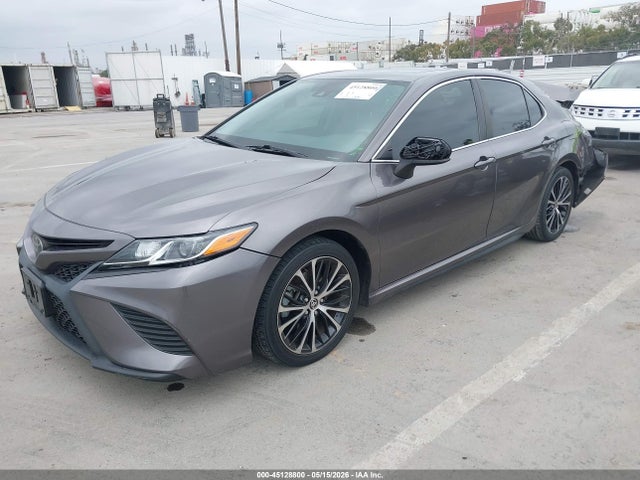 45128800 :رقم المزاد ، 4T1G11AK2LU375852 vin ، 2020 Toyota Camry Se مزاد بيع