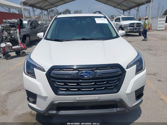 Subaru Forester Limited 2023 JF2SKAPC7PH475876 Image 13