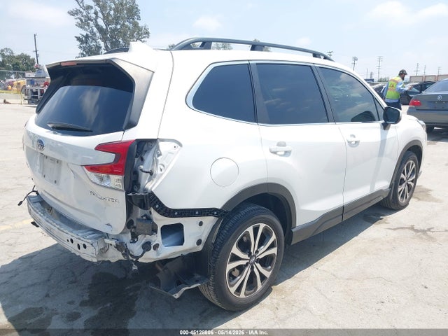 Subaru Forester Limited 2023 JF2SKAPC7PH475876 Image 4