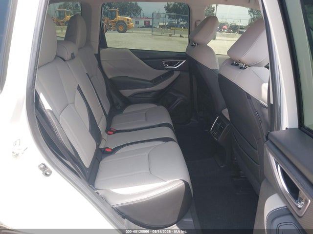 Subaru Forester Limited 2023 JF2SKAPC7PH475876 Image 8
