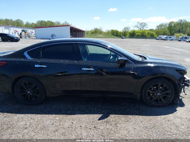 2018 Nissan Altima 2.5 Sr მანქანა იყიდება აუქციონზე, vin: 1N4AL3AP1JC281627, აუქციონის ნომერი: 45128830