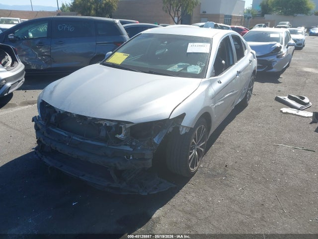 4T1B11HK2KU835526 Toyota CAMRY SE