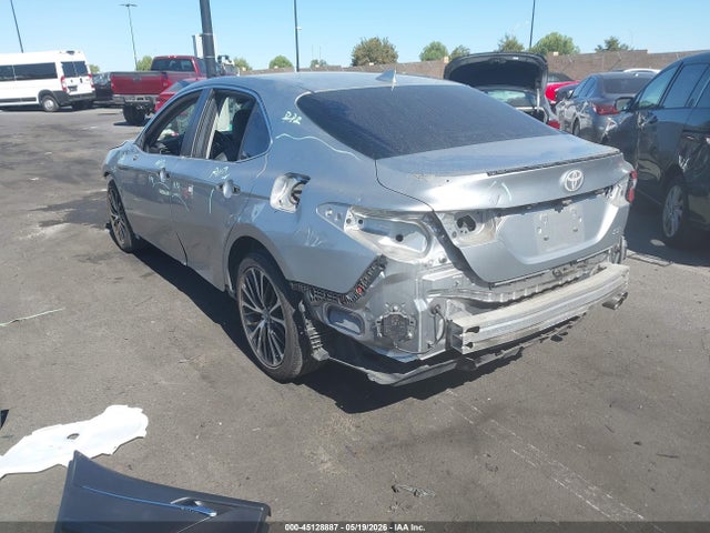 4T1B11HK2KU835526 Toyota CAMRY SE