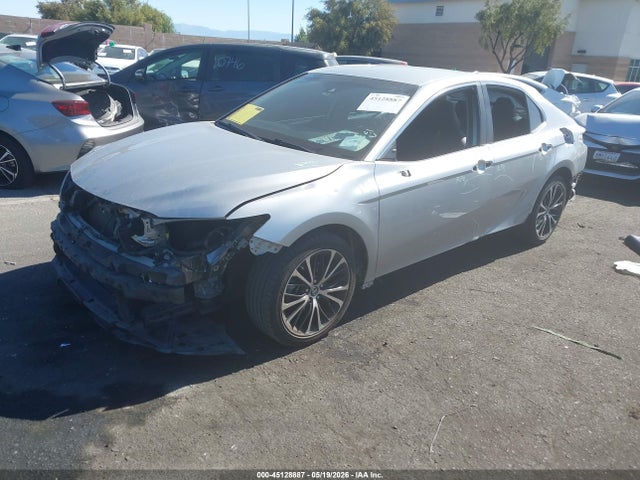 4T1B11HK2KU835526 Toyota CAMRY SE