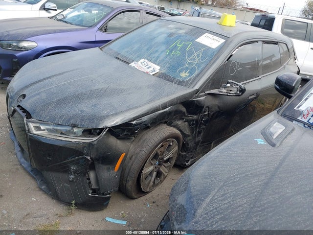 BMW Ix Xdrive50 2023 WB523CF06PCM54850 Image 2