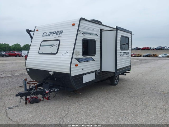 Coachmen Clipper 2019 5ZT2CWFC7KJ120748 Image 2