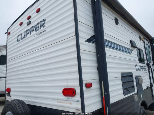Coachmen Clipper 2019 5ZT2CWFC7KJ120748 Image 6