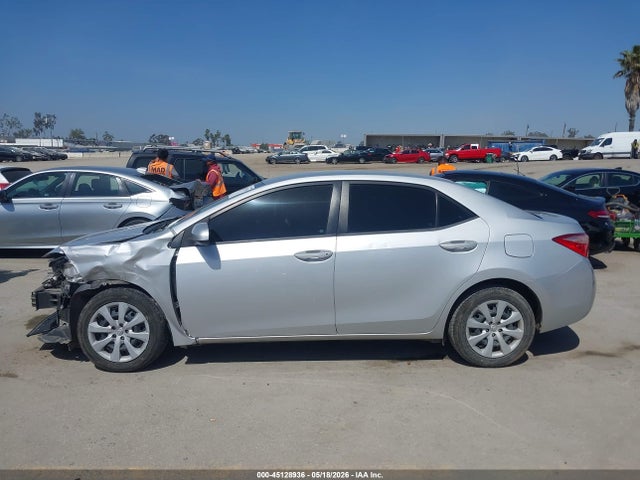 Aukcja sprzedaży 2017 Toyota Corolla Le, vin: 5YFBURHE4HP681380, numer aukcji: 45128936