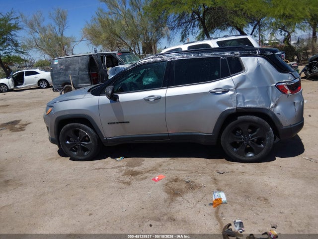 3C4NJCBB7LT257425 Jeep Compass Altitude Fwd