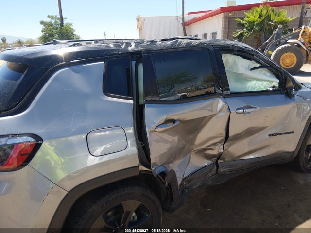 3C4NJCBB7LT257425 Jeep Compass Altitude Fwd