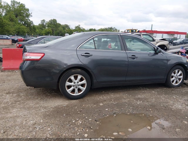 2011 Toyota Camry Le მანქანა იყიდება აუქციონზე, vin: 4T1BF3EK2BU614736, აუქციონის ნომერი: 45128938