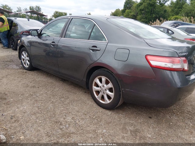 2011 Toyota Camry Le მანქანა იყიდება აუქციონზე, vin: 4T1BF3EK2BU614736, აუქციონის ნომერი: 45128938