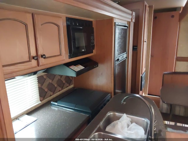 Aukcja sprzedaży 2014 Crossroads Sunset Trail Reserve Travel Trailer, vin: 4V0TC2826EB024374, numer aukcji: 45128945