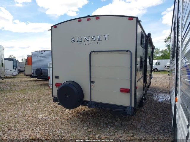 Aukcja sprzedaży 2014 Crossroads Sunset Trail Reserve Travel Trailer, vin: 4V0TC2826EB024374, numer aukcji: 45128945