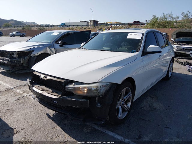 2013 Bmw 328i მანქანა იყიდება აუქციონზე, vin: WBA3A5C52DF603725, აუქციონის ნომერი: 45128950