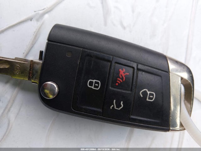 3VW4T7AU2GM064726 Volkswagen Golf Gti S 4-door
