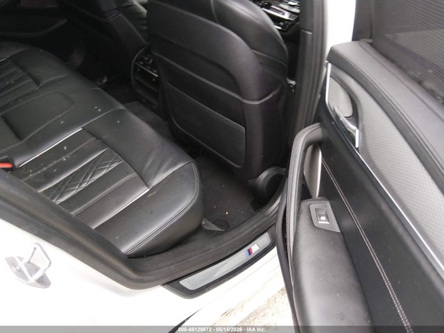 BMW 540i Xdrive 2017 WBAJE7C32HG887122 Image 8
