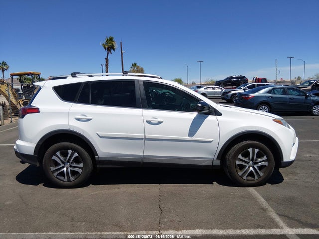 Toyota RAV4 LE 2016 2T3BFREV8GW538547 Image 13