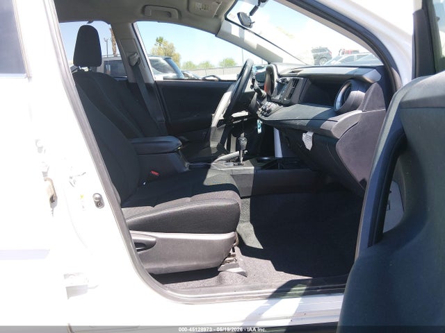 Toyota RAV4 LE 2016 2T3BFREV8GW538547 Image 5